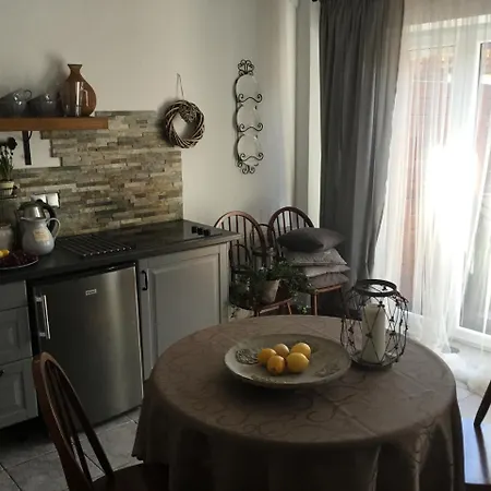 Polonia Homestay szállás *